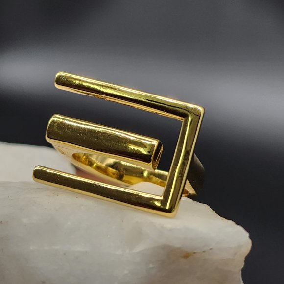 Contemporary Band Artisan GG Ring 14K Gold plated Unique Design - Picture 12 of 13